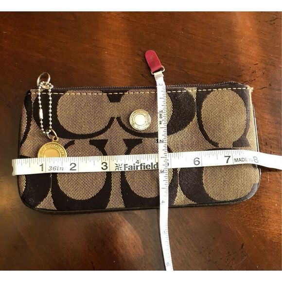 COACH - Monogram Logo Pouch in Chocolate & Khaki Canvas. Missing Wristlet Strap￼ - Picture 12 of 14
